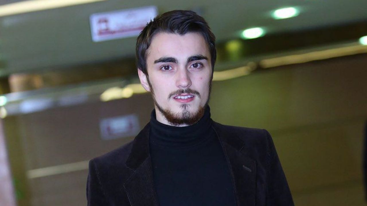 پاسخ اینستاگرامی فرزند سیدحسن خمینی به لاکچری و شازده خواندنش