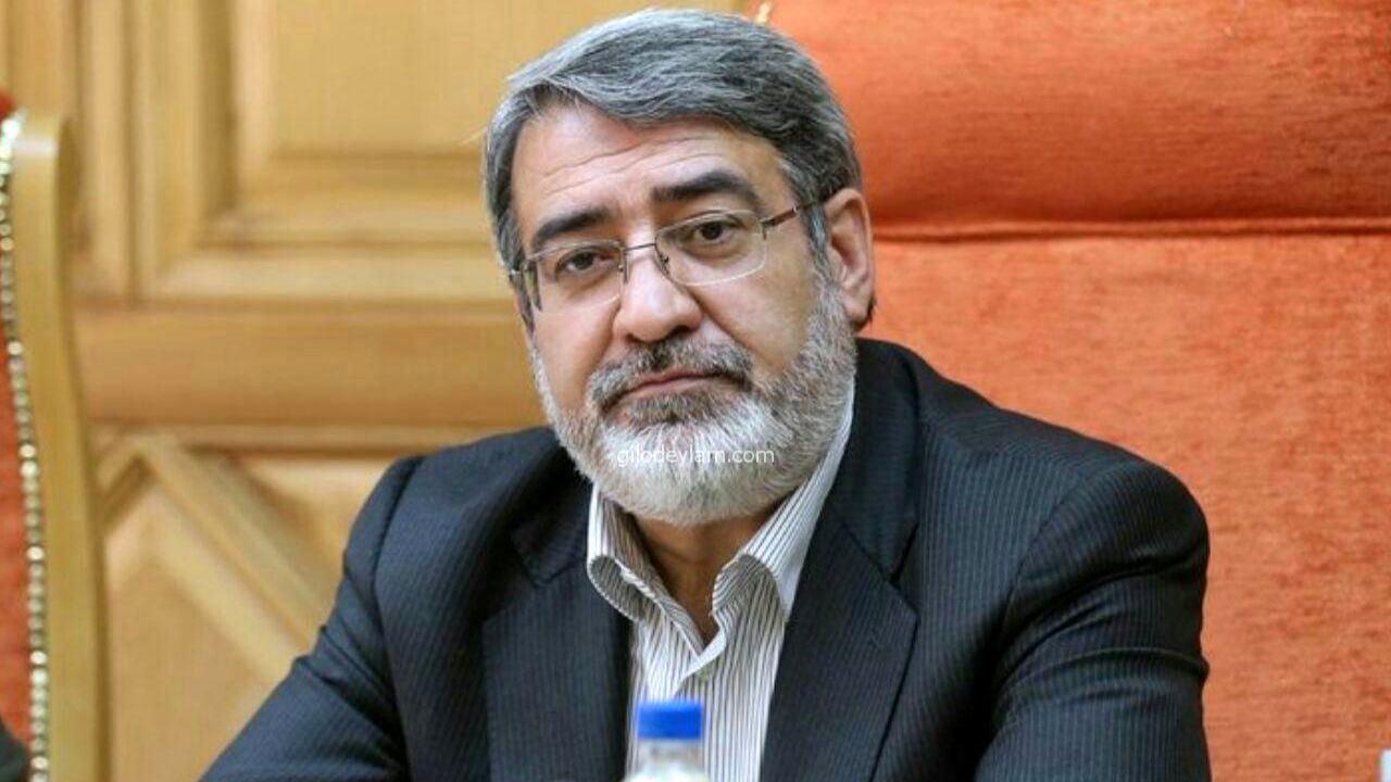 دستور وزیر کشور در پی انتشار فیلم کتک زدن یک زن جوان توسط مامور گشت ارشاد: گزارش تا روز شنبه ارائه شود