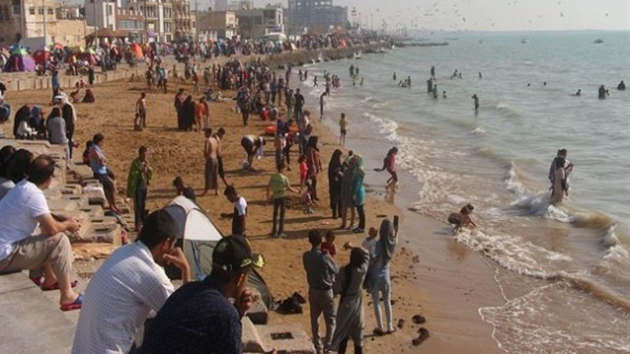 بسیاری از مناطق ساحل بوشهر آلوده است/ مردم شنا نکنند
