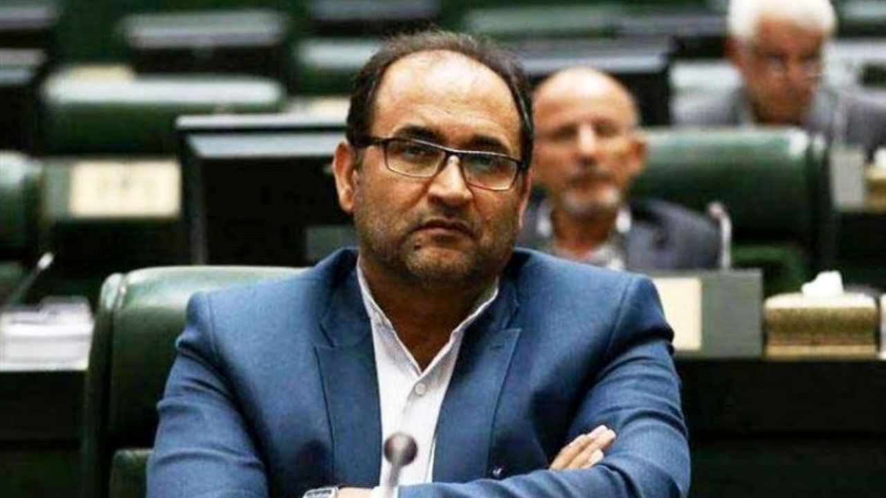 هیات رییسه ویترینی کامل از جامعه باشد