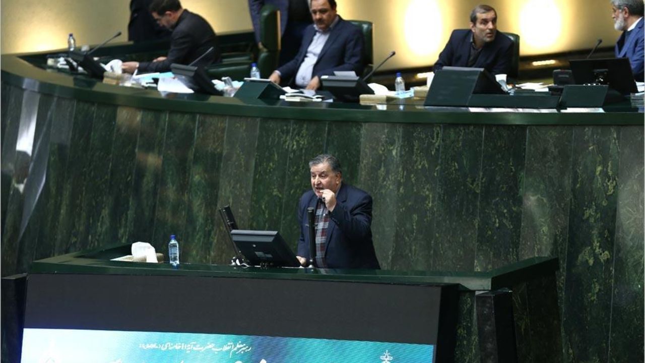 بعضی فکر می‌کنند چون مسئولند حق دارند خانه 10 میلیاردی را 500 میلیون بخرند/ زمانیکه لیست اموال مسئولان را نتوانستیم بگیریم اموال را می‌توانیم پس بگیریم؟