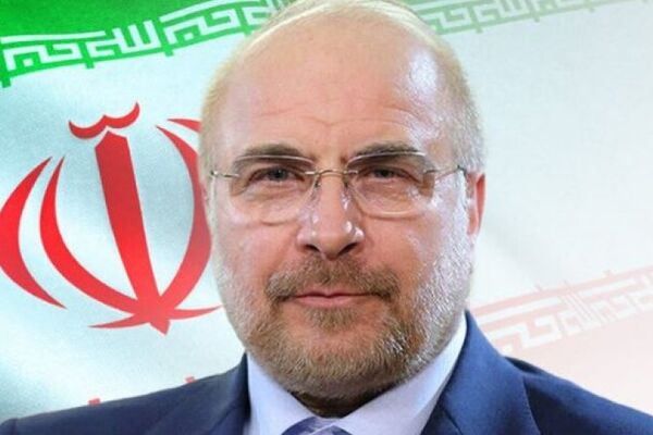 واکنش قالیباف به احتمال افزایش قیمت بنزین؛ حساب شده نیست/ کاهش مصرف بنزین اجتناب ناپذیر است/ نمی‌شود تصمیم‌گیری درباره آن را به تعویق انداخت