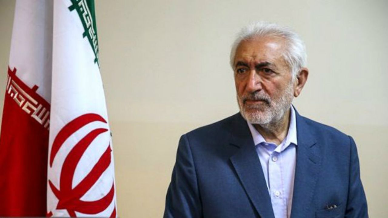 جای روحانی بودم این همه نقدینگی به بازار تزریق نمی‌کردم