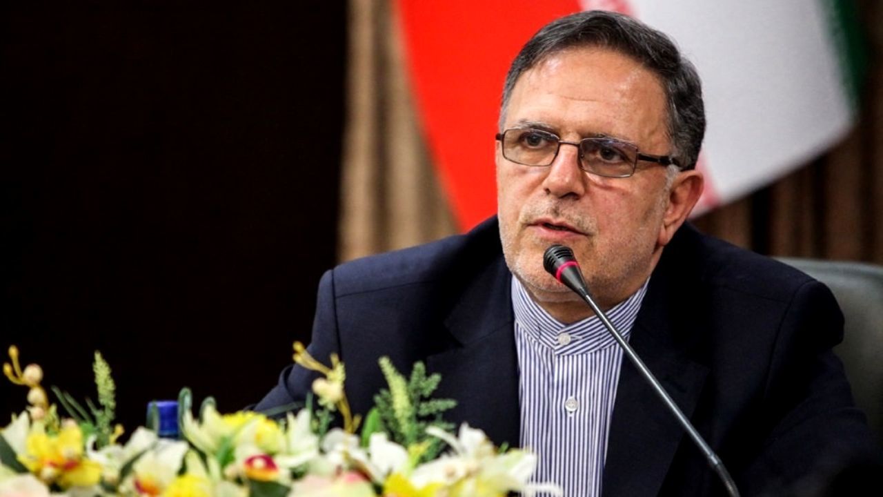 رئیس کل بانک مرکزی در اولویت تغییر باشد