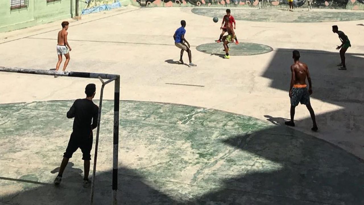 عکس روز اینستاگرام، وقت فوتبال