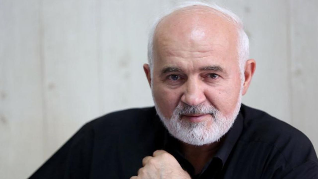 فهرستی که داشتم ناقص بود، منتشر نکردم