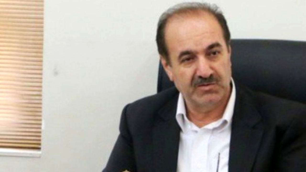اقتصادمان با سیاست گره خورده است