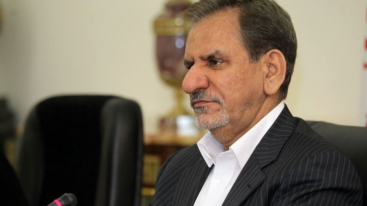 مجموع علامتی که بازار می‌دهد متناسب با شرایط است/ باید با مردم صادق باشیم/ شرایط خطیری پیش روی کشور است