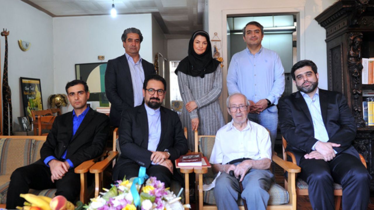 دیدار معاون امور هنری با امیراشرف آریان‌پور