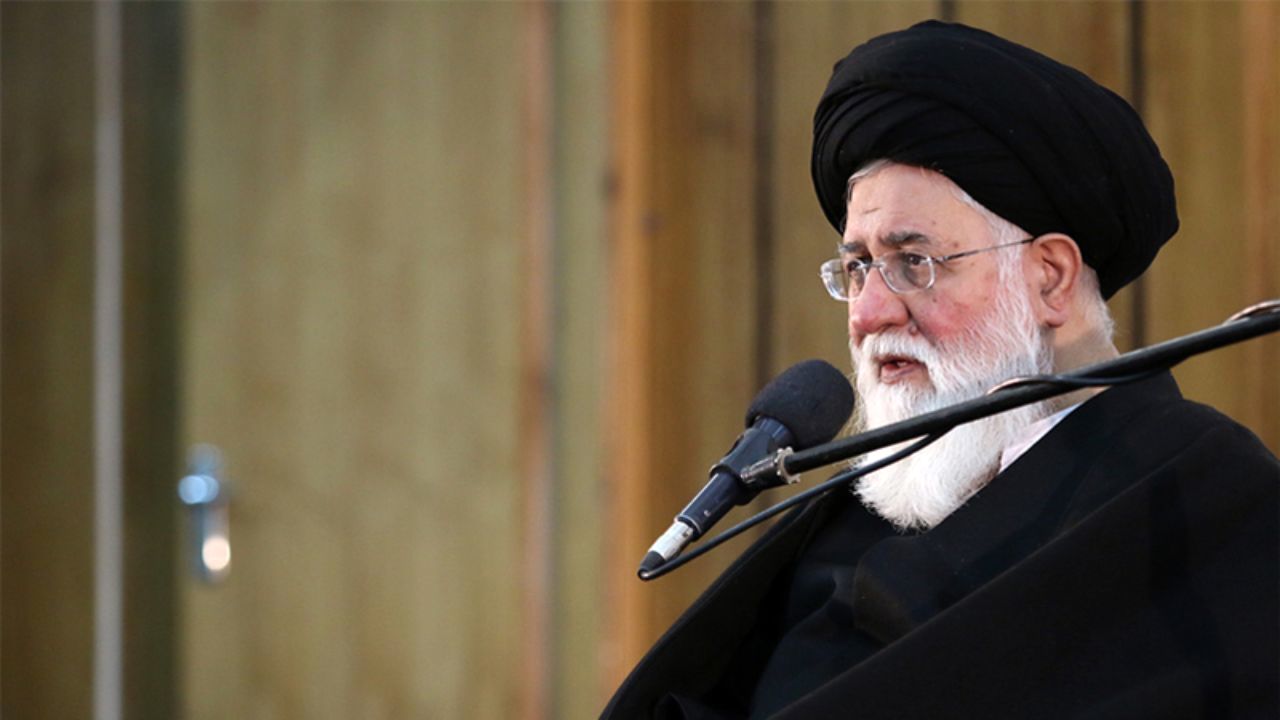 غیرخودی در راس نظام وجود ندارد/ در راس کارگزاران نظام از ابتدای انقلاب تا به امروز، خائن و سواستفاده‌چی نداشته‌ایم