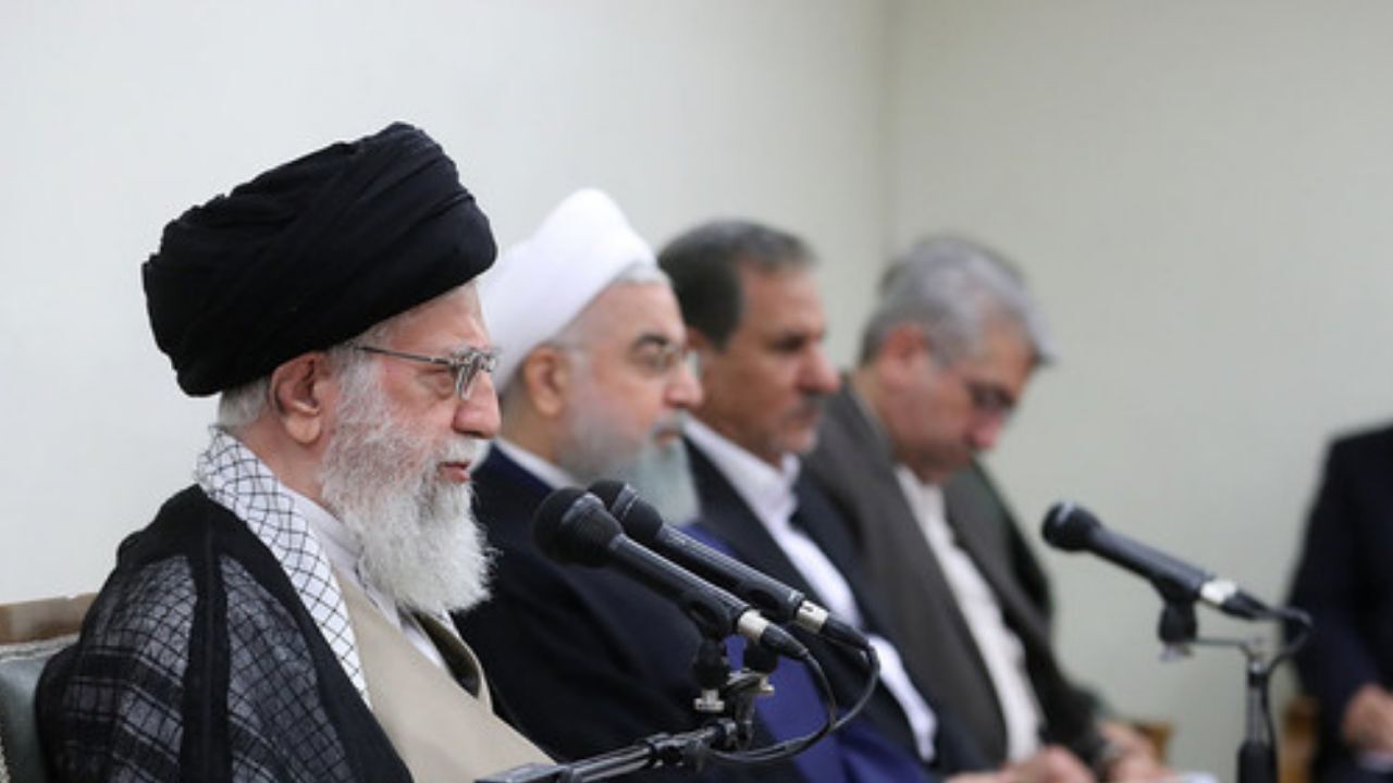 رئیس جمهور و اعضای دولت با رهبر انقلاب دیدار می‌کنند