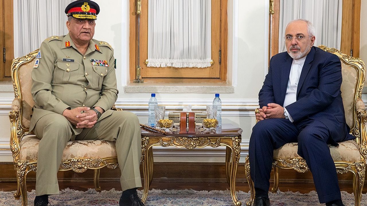 ظریف با فرمانده ارتش پاکستان دیدار و گفت‌وگو کرد