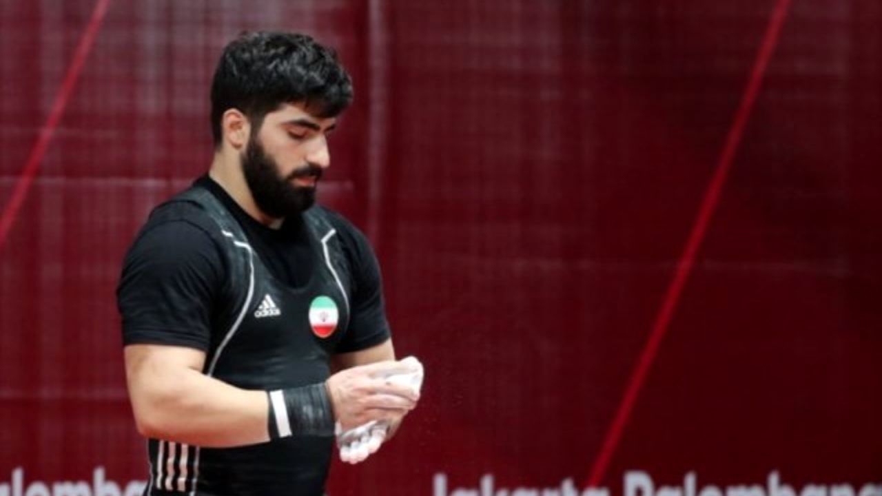 مکوندی اردوی تیم ملی وزنه‌برداری را ترک کرد