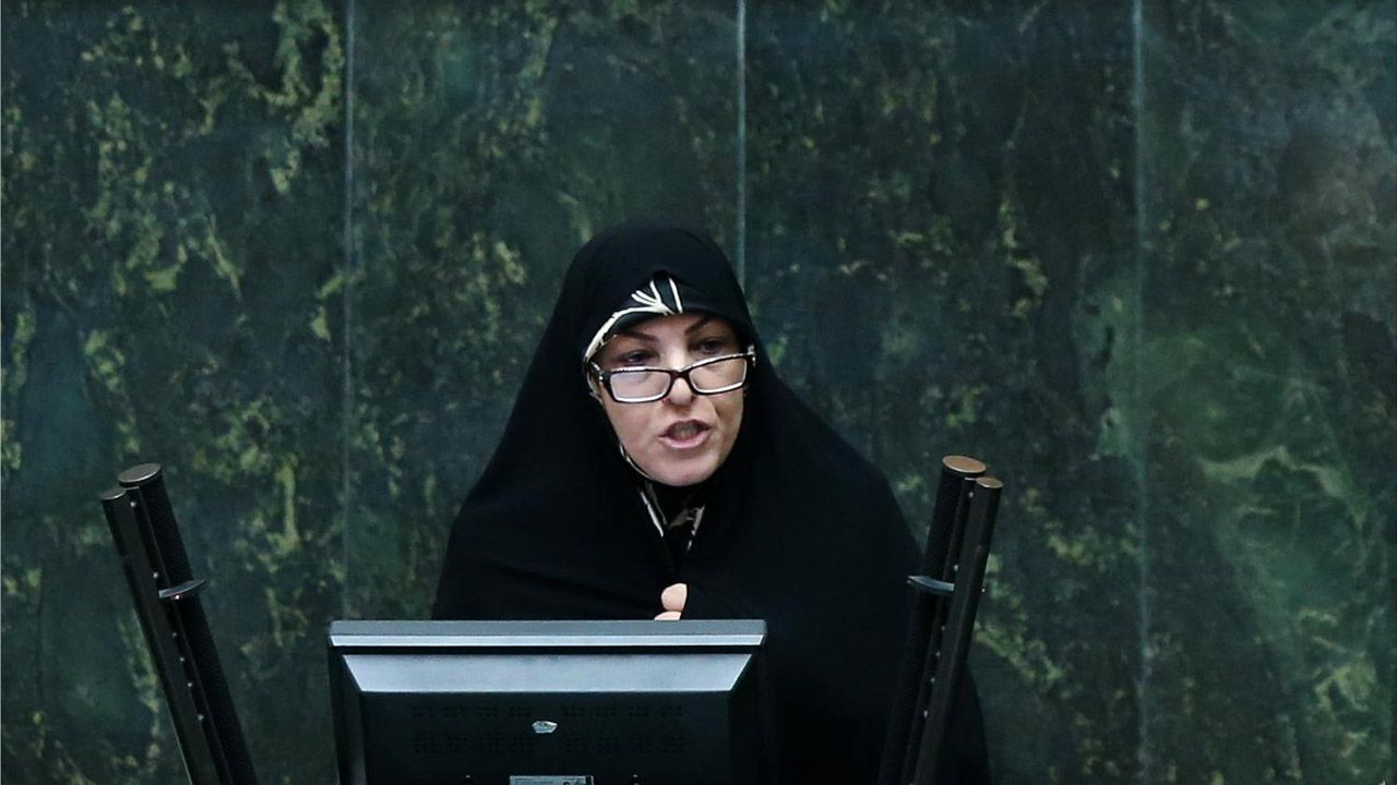 دانشجویان ستاره‌دار به کمیسیون آموزش و تحقیقات مجلس مراجعه کنند
