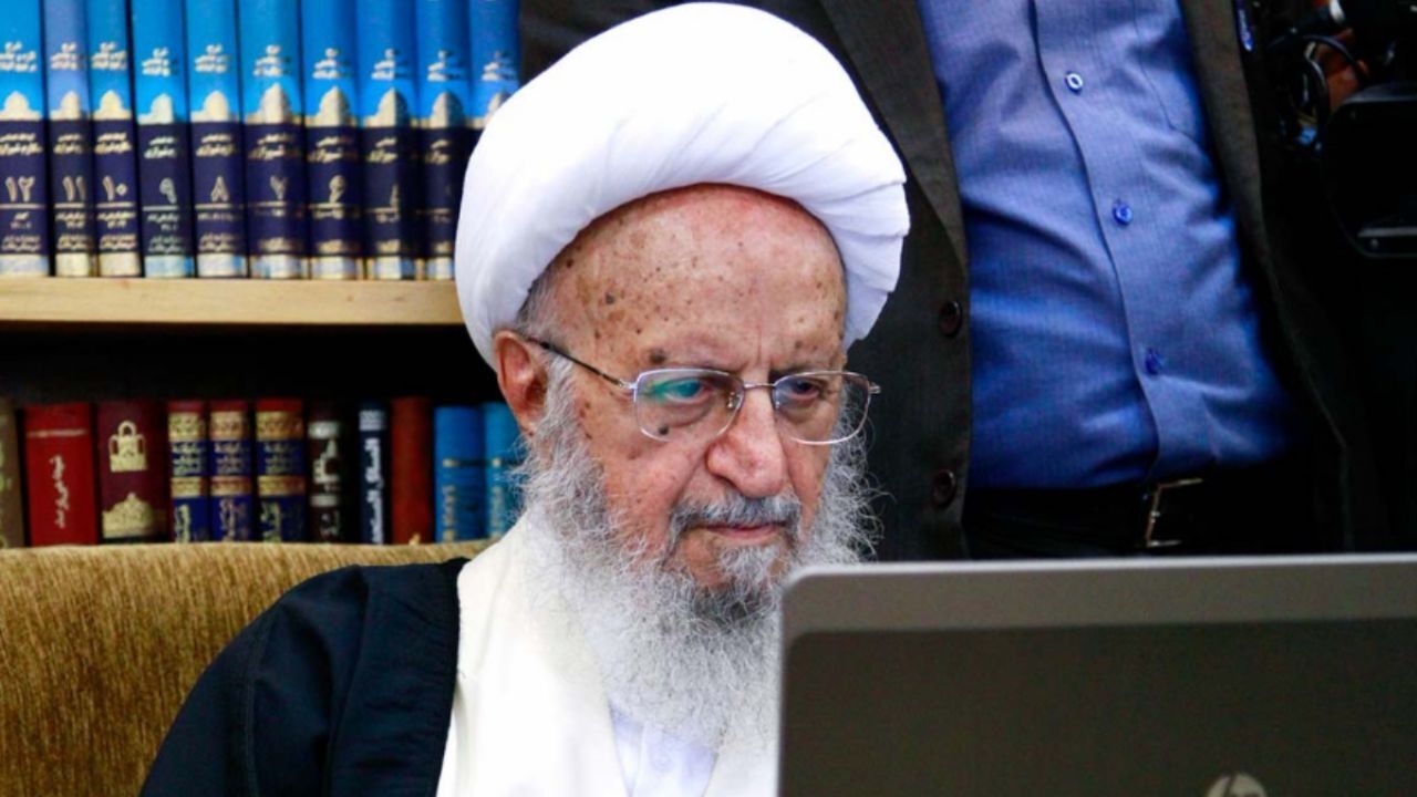 یکی از جاذبه‌ها تصوف این است که آنان پیروان خود را در فروع دین آزاد می‌گذارند