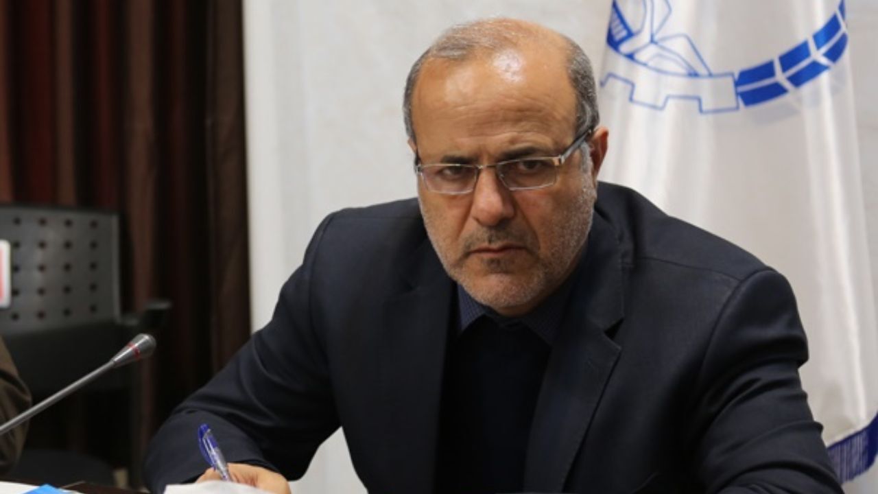 قانون‌شکن نمی‌تواند مجری قانون باشد/ دولت به 65 درصد مصوبات مجلس دهم اهمیت نداده است