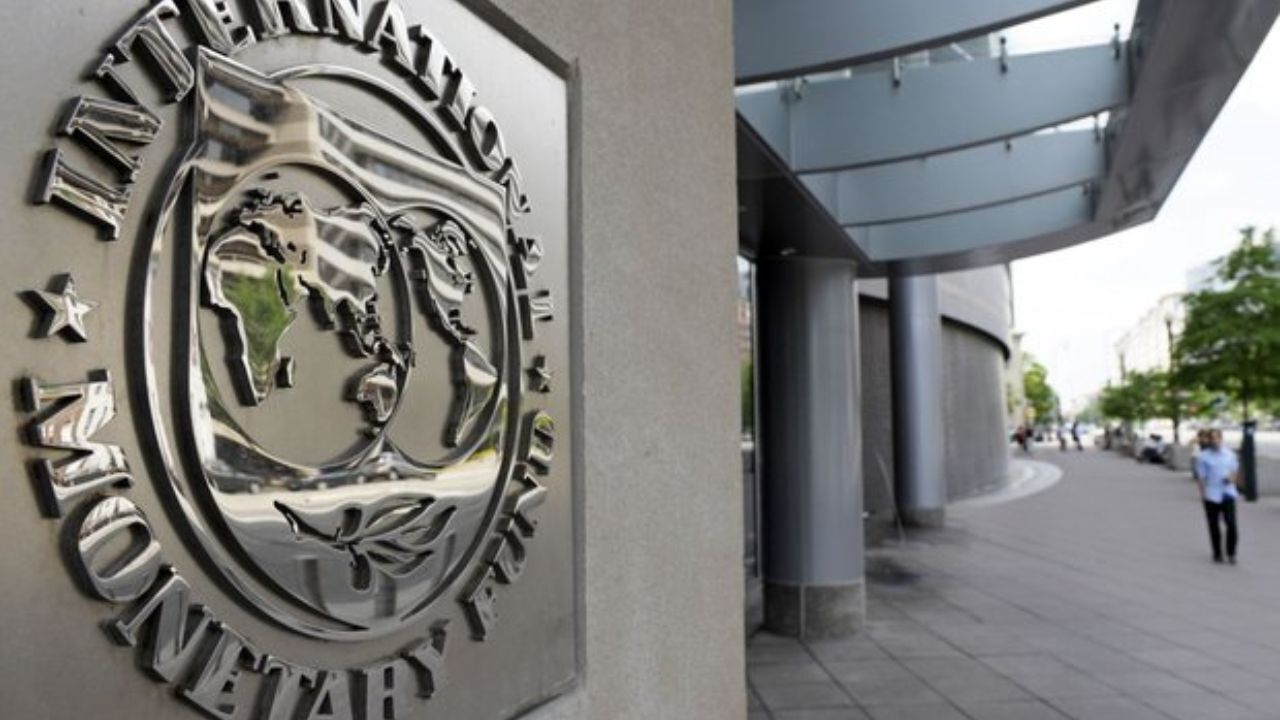 سهم دلار در ذخایر ارزی بانک‌ها به کمترین رقم 5 سال اخیر رسید