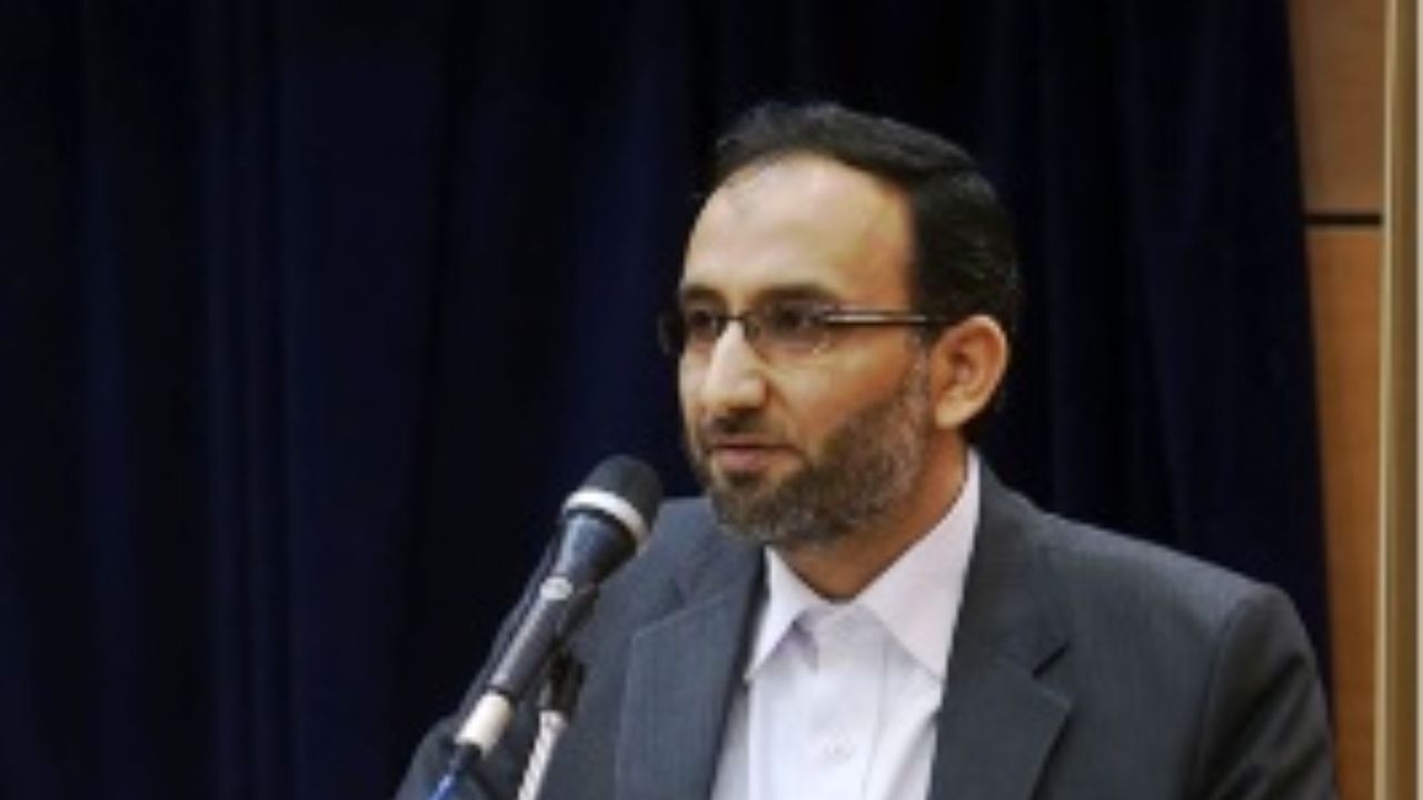 کشف مقادیر زیادی کالا‌های احتکار شده در قم