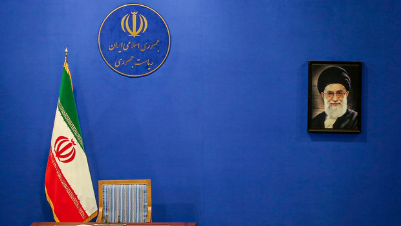 فصل کوچ از بهارستان به پاستور آغاز شده است؟/ چشم طمع اصولگراها برای راه یافتن به پاستور ادامه دارد / بی توجهی مجلسی‌ها به توصیه رهبری