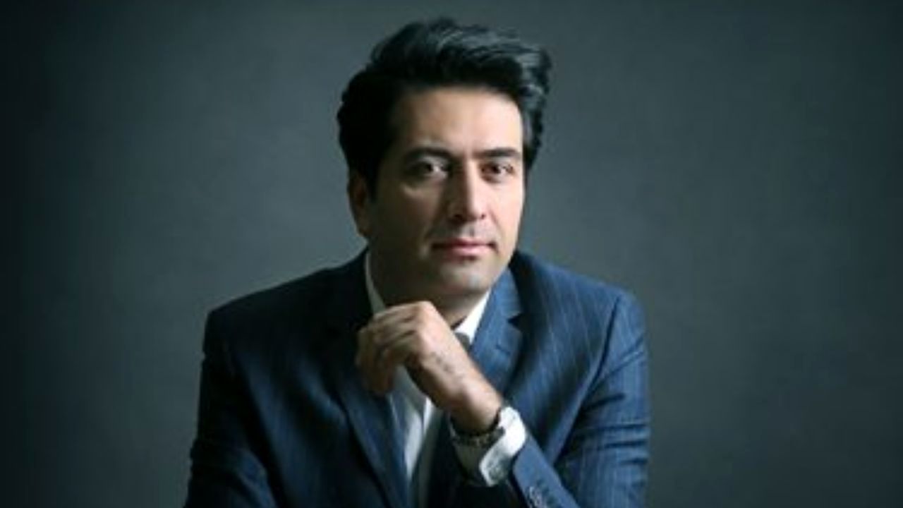 تکذیب اقامت آقای خواننده در کشور هلند + ویدئو