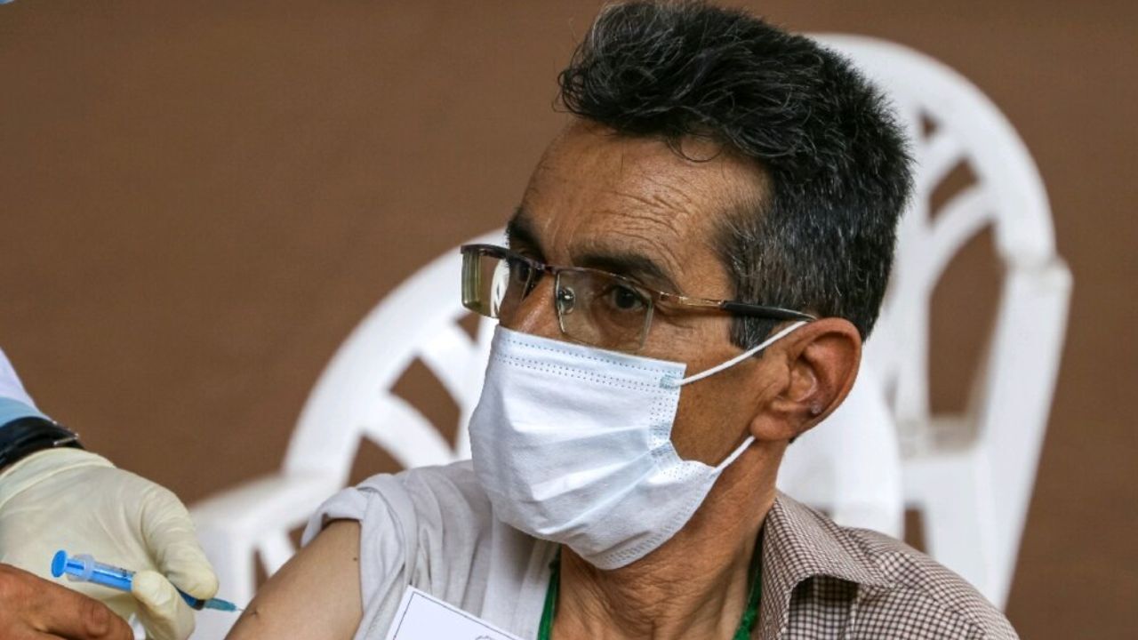 واکسیناسیون افراد 45 سال به بالا در سیستان و بلوچستان آغاز شد