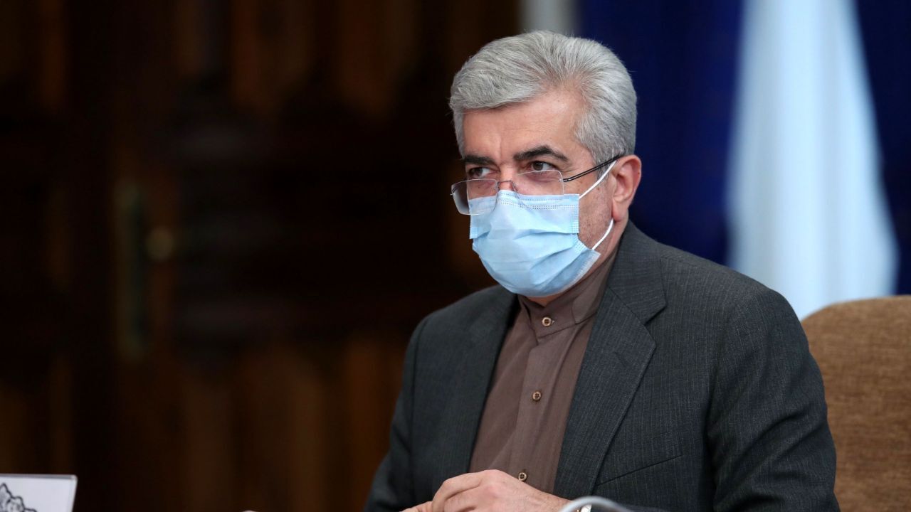 سبک و سیاق کاری من در دوره مرحوم محتشمی‌پور شکل گرفت / محتشمی‌پور معتقد بود کار کردن با آدم‌های قوی، هزینه دادن هم دارد / سبک مدیریتی محتشمی‌پور شایسته‌سالاری بود