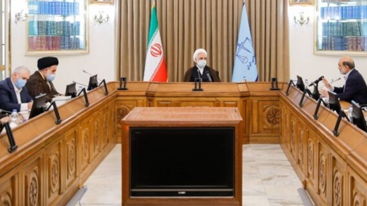 اژه‌ای با رئیس سازمان صداوسیما دیدار کرد / اژه‌ای: مهمترین کار برای صداوسیما جلب روزافزون اعتماد مردم است / لزوم تدوین سند جامع همکاری بین قوه قضاییه و رسانه ملی