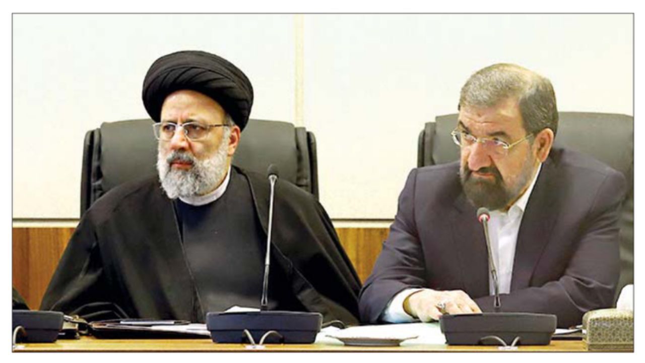 محسن رضایی به رئیسی گزارش داد