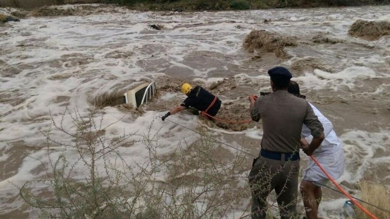 سیل در عربستان؛ سه نفر جان باختند