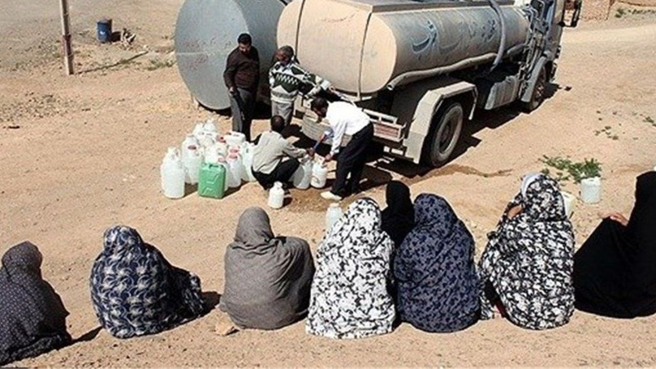 ما کشته دادیم جهانگیری به ریش ما می‌خندد/ در نشست پرتنش معاون اول رئیس جمهور با مردم خوزستان چه گذشت؟