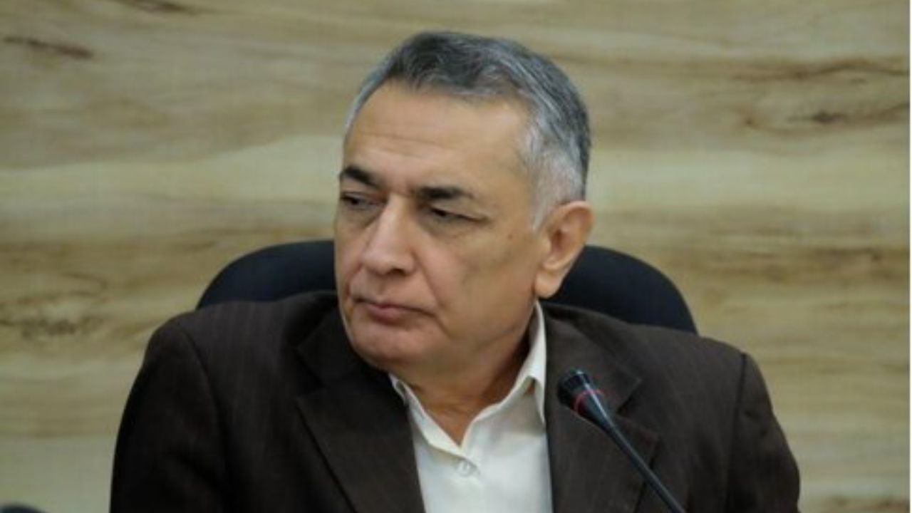 نوجوانان کتاب‌های بی‌خطری را که ما می‌نویسیم، نمی‌خوانند / می‌گویند درباره کافه رفتن ننویسید