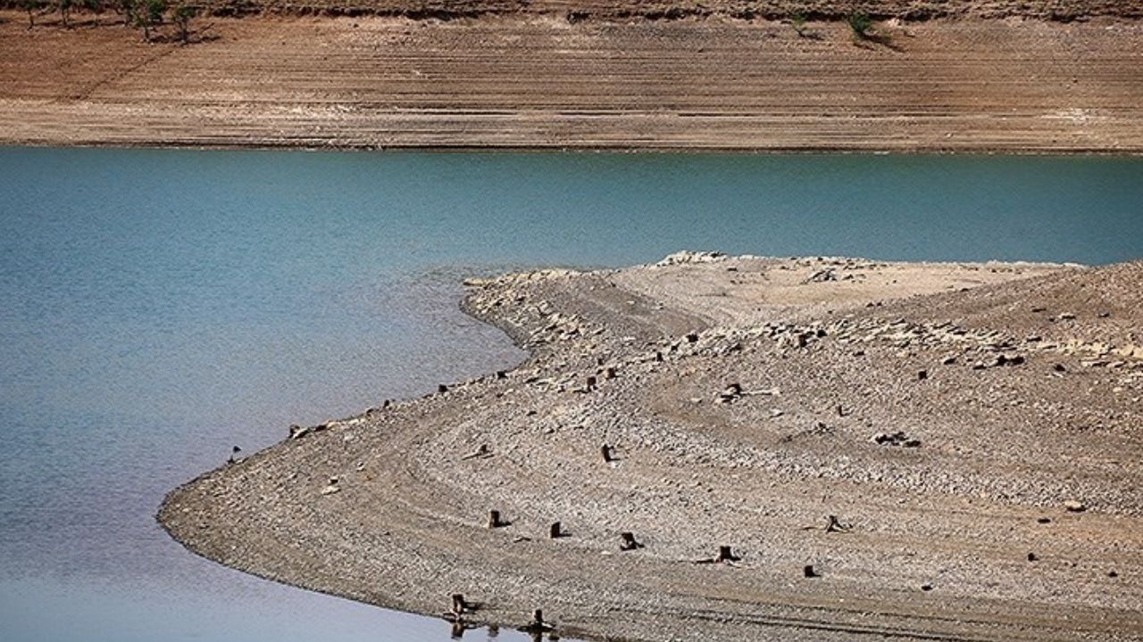 ذخایر آب همدان تا مهرماه تمام می‌شود