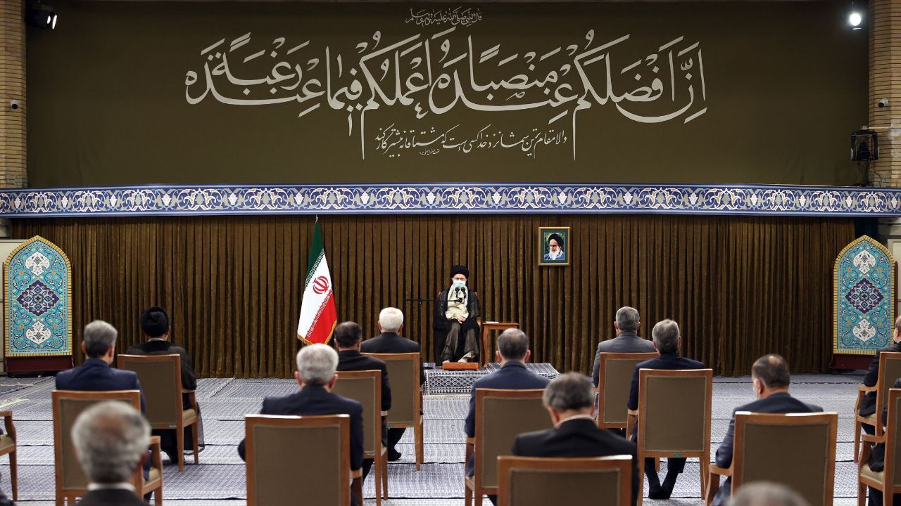 هر جا کار را منوط به غرب کردید ناموفق بود/ هر جا بدون اعتماد به غرب بود پیش رفتید/ آمریکا حاضر نیست تعهد بدهد که نقض توافق را تکرار نمی‌کند