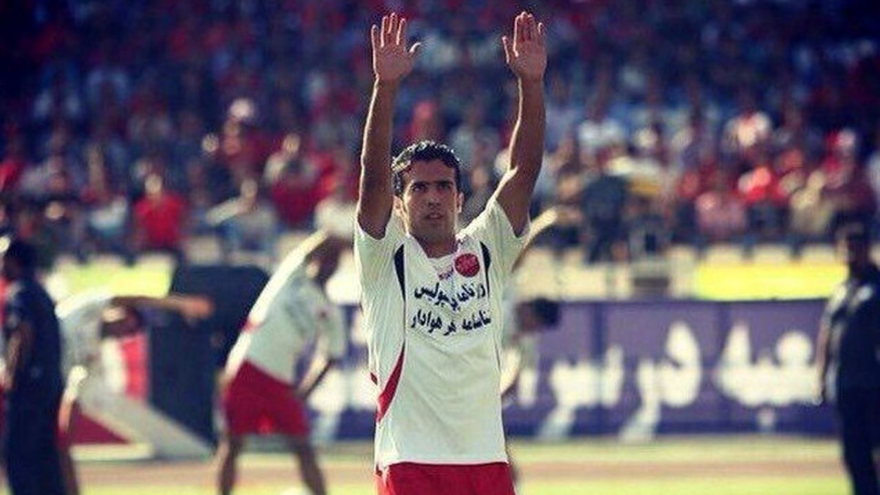 پرسپولیس با برد مقابل پیکان گلات قهرمانی‌اش را جشن خواهد گرفت / پرسپولیس از نظر فنی شرایط فوق‌العاده‌ای دارد / سیامک نعمتی از مدافعان قابل اعتماد فوتبال ایران است