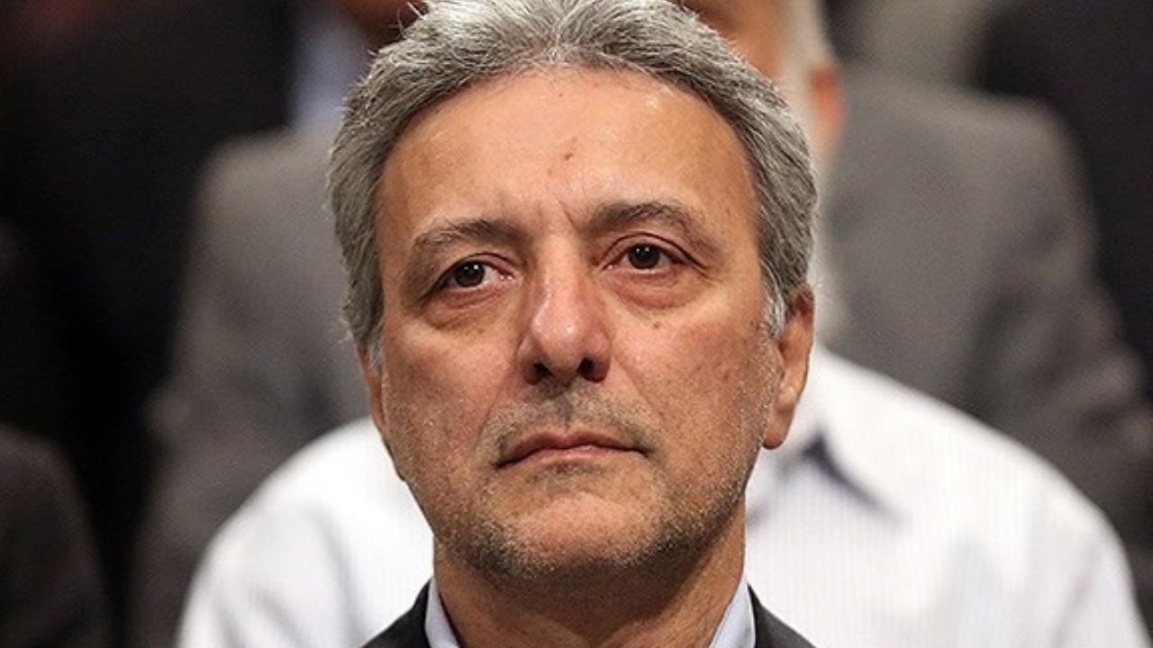 انتقاد از موازی‌کاری و جزیره‌ای عمل کردن در تولید واکسن‌ کرونا/ با تجمیع منابع، زودتر به واکسنی باکیفیت بالاتر و هزینه کمتر می‌رسیدیم/ 24 استاد و 5 دانشجو را از دست دادیم