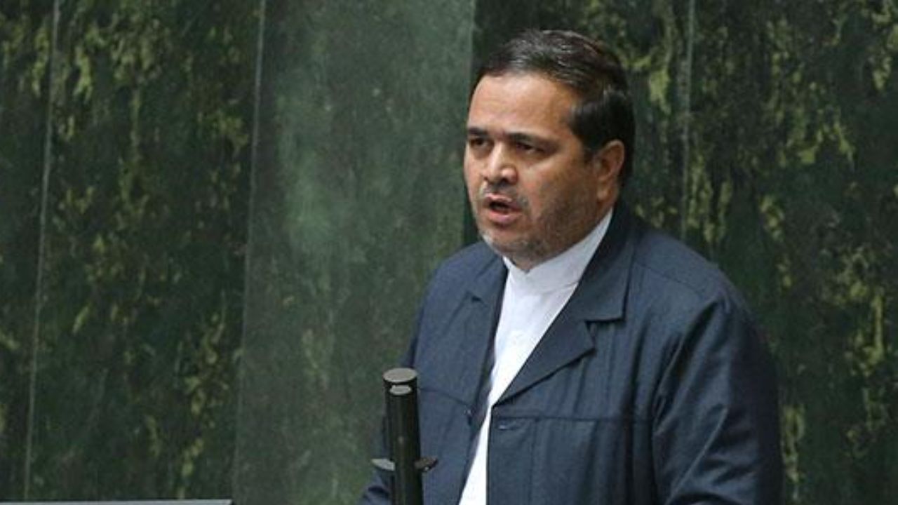 سرباز توهین کننده را به علت خستگی هل دادم