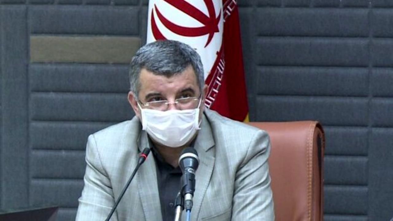 هر فرد مبتلا به کرونای دلتا 5 تا 9 نفر را درگیر می‌کند/ امکان انتقال سویه دلتا از طریق افراد واکسینه شده وجود دارد/ باید سرعت واکسناسیون افزایش پیدا کند/ در برخی از استان ها، استقبال مناسبی از واکسیناسیون نشده