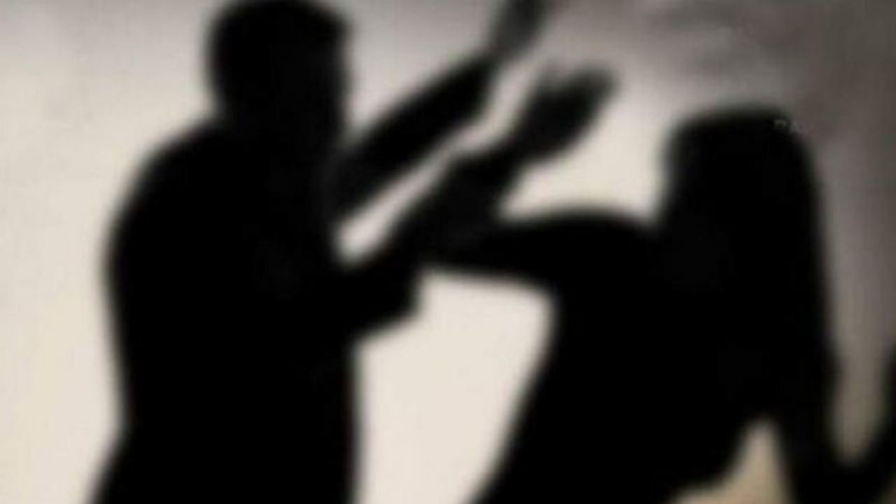 بررسی لایحه حمایت از زنان در برابر خشونت در فراکسیون زنان