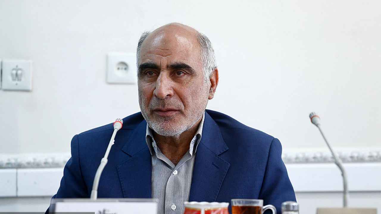 اعتقادی به جلیلی ندارم/ احمدی‌نژاد منحرف‌ترین رئیس جمهور بود