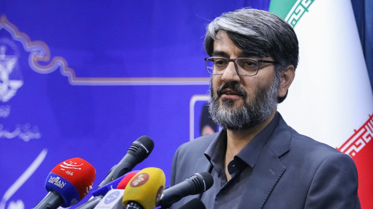 ضعف و کم‌کاری برخی افراد نباید به چهره نظام خدشه وارد کند/همه مدیران سازمان زندان‌ها باید نسبت به مسئولیت خود پاسخگو باشند/دشمن می‌خواهد به واسطه اتفاقات زندان، نظام را زیر سوال ببرد