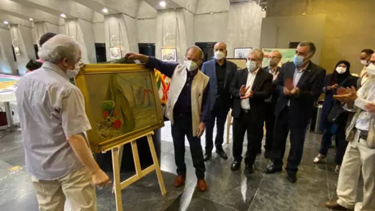 آثارهنرمندان پیشکسوت به نمایش درآمد/ «خنده بر آتش» در برج آزادی