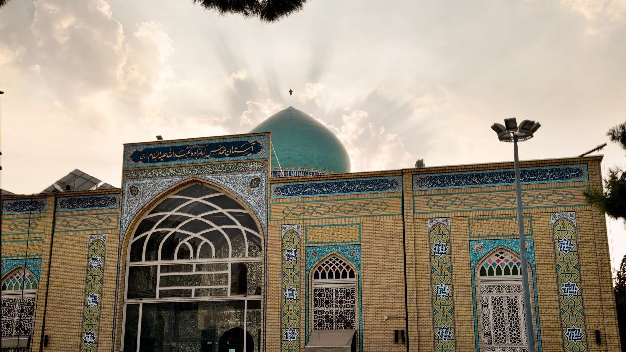 مدیرکل اوقاف آذربایجان شرقی: امامزاده‌ها نیازی به سند ندارند!