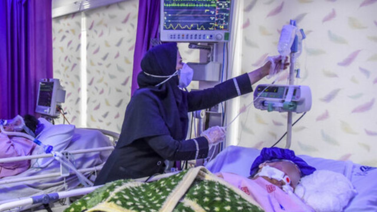 اکثر بیماران بستری در ICU واکسن کرونا نزده‌اند