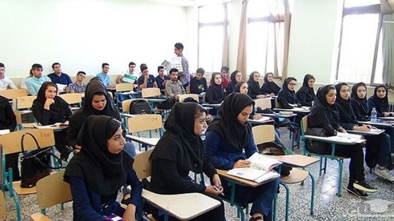 آموزش‌ها با توجه به شرایط منطقه، میزان واکسیناسیون و شرایط خوابگاهی حضوری می‌شود
