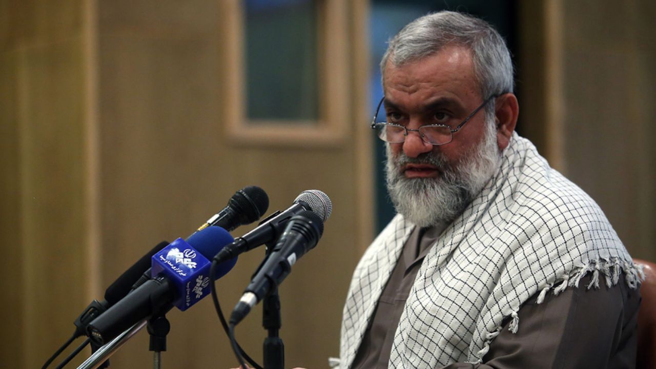 فقر تاریخی‌گری؛ تنها متعلق به سیاستمداران مستقر نیست