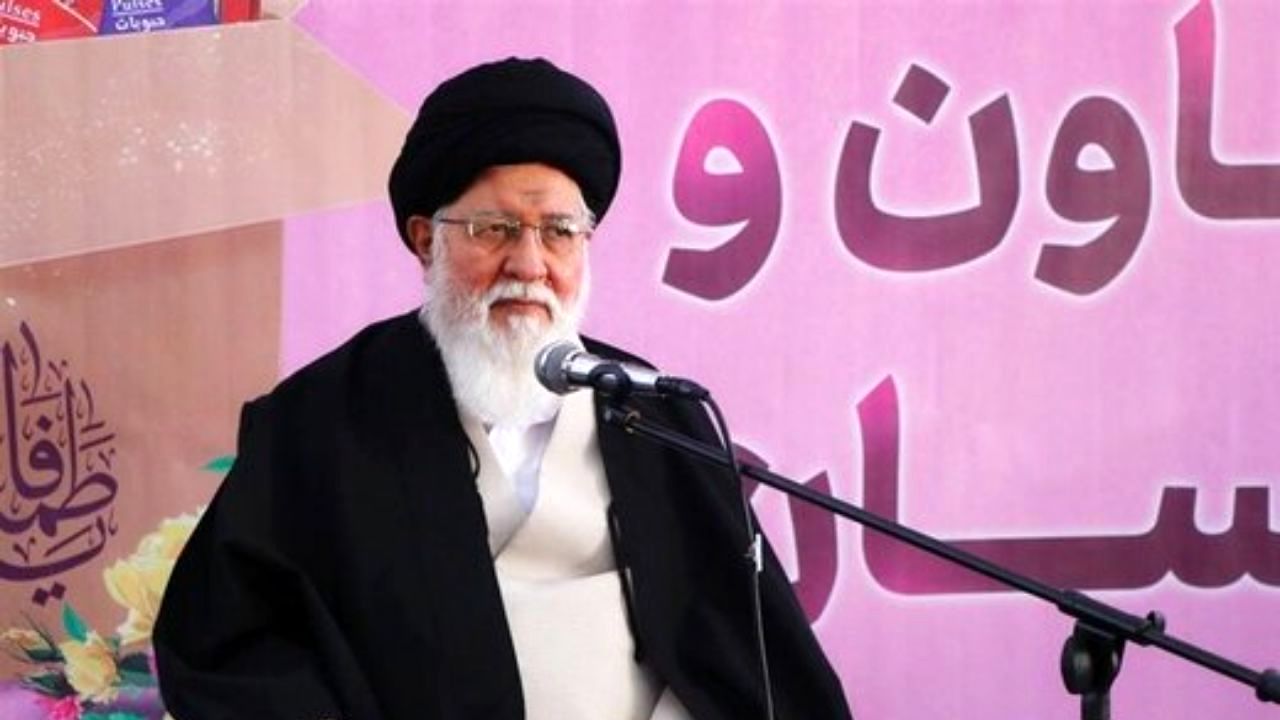 رضایت امام جمعه مشهد از عملکرد دولت سیزدهم ادامه دارد/ علم الهدی: با هوشیاری رئیس جمهور، 3 هزار پمپ بنزین مشکلش حل شد/ یک استاد می‌گفت این عمل رئیس جمهور دو واحد درس علوم سیاسی است/ برای مذاکرات، فرد خبیر آگاهی که بیش از 10 سال در جریان مذاکرات بوده و برج