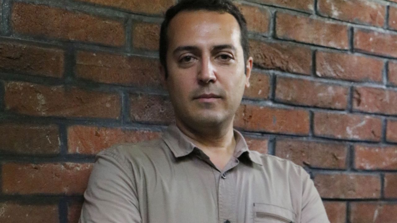 طنزهای صدا و سیما جعلی است/ طنز باید به مسائل جامعه طعنه بزند