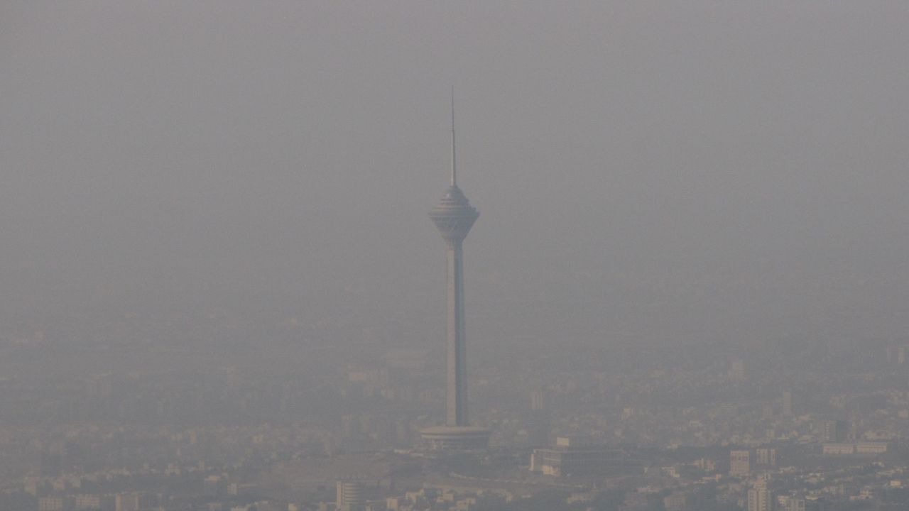 آلودگی هوا خطر درجه اول تهران است / افزایش تا 35 درصدی ماموریت‌های اورژانس در پی آلودگی هوا