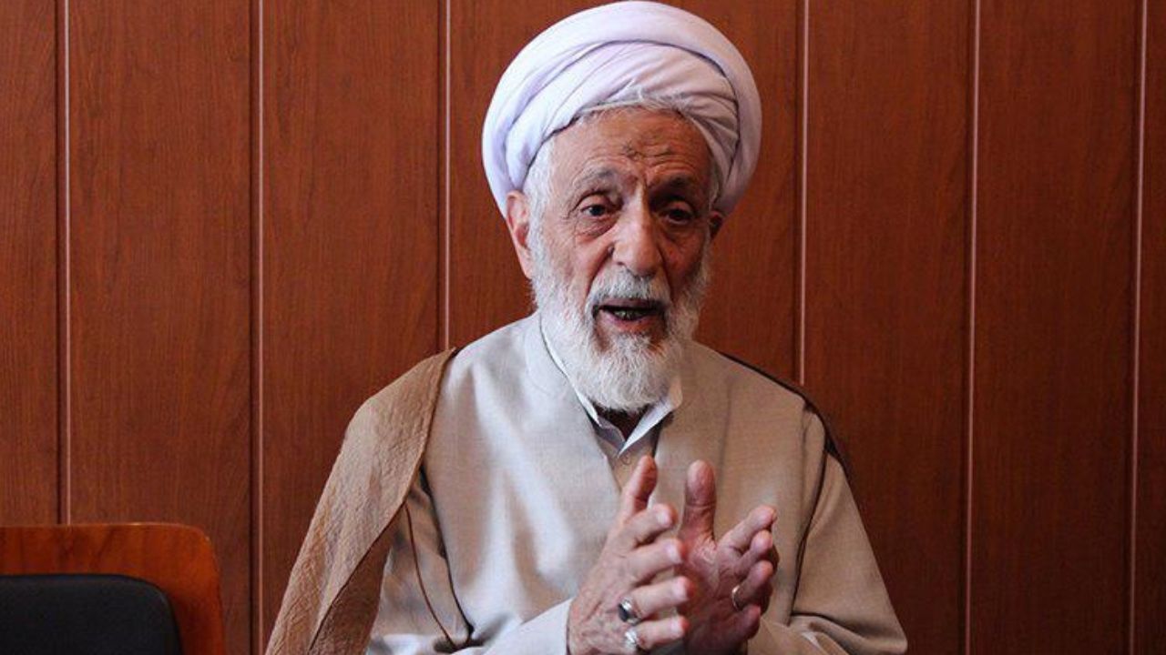 شخصیت‌هایی مانند ناطق‌نوری را نباید کنار گذاشت/ فاصله گرفتن از اصولگرایان سنتی به ضرر ما است