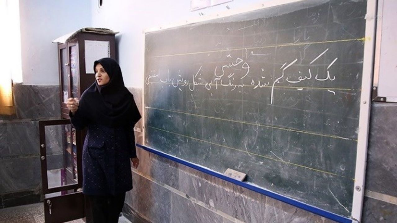 حذف مشق شب یعنی سرگرم شدن بچه ها با موبایل/ برای برخورد با مافیای کنکور، اول از پول‌هایشان چشم‌پوشی کنید